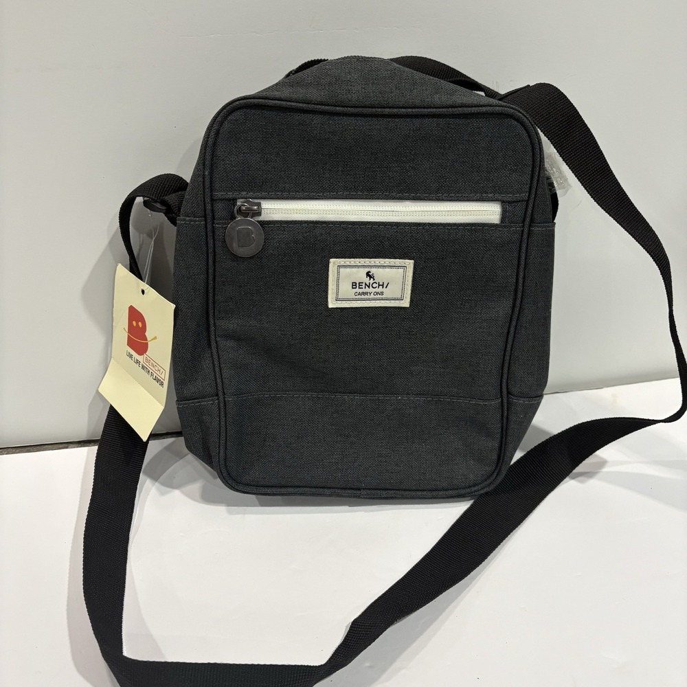 Bench Unisex Crossbody Shoulder Bag Gray Black NWT Travel Zip 10"x9"